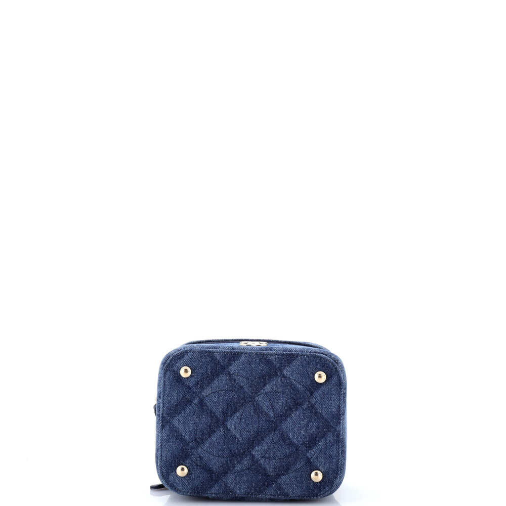 Chanel Small Vanity Case with Chain - Picture 4 of 5